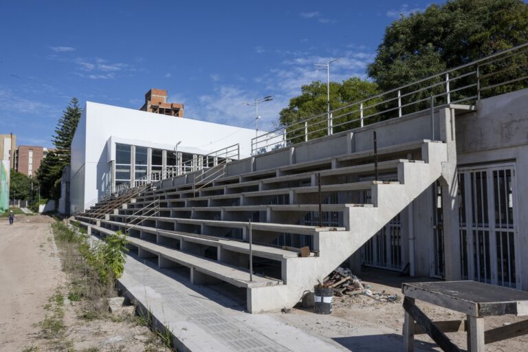 Obras e Infraestructura - PISTA ATLETISMO