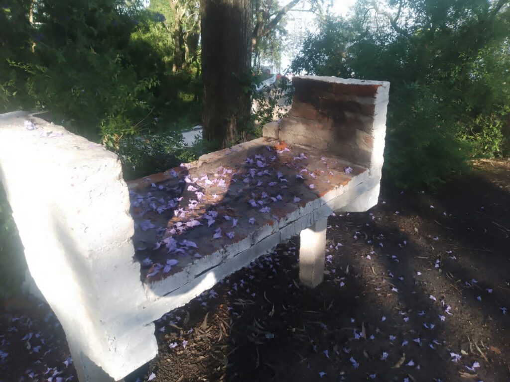 7c9118fe-90a2-41e1-91d4-5ac70b01c5ad